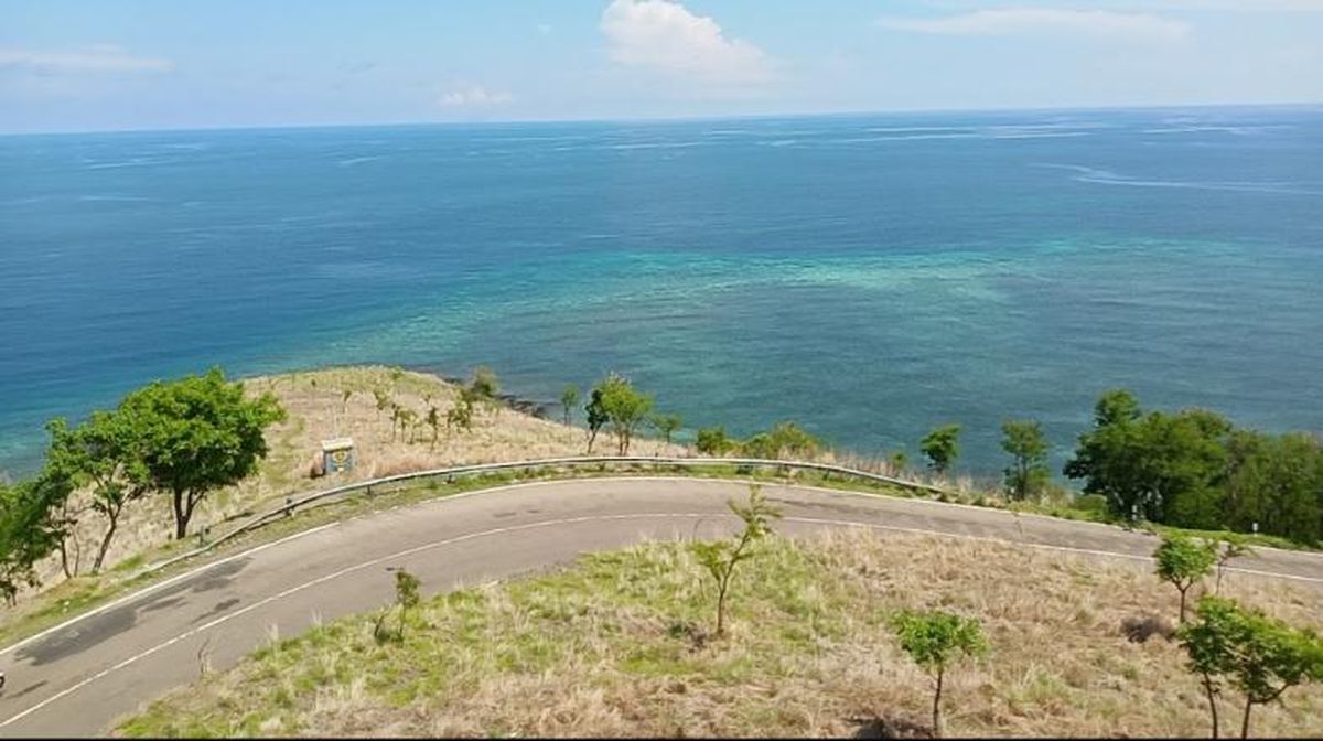 Pantai Kajuwulu Flores